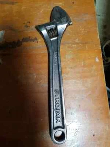 Llave de cambio ajustable TROJAN 300mm - Imagen 1 de 1