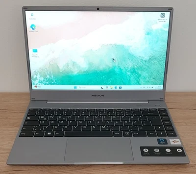 Notebook Laptop Medion Akoya E14308 AMD 3020e 14“ FHD Display 128GB SSD  4GB RAM - Bild 1 von 4