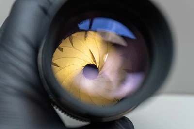 PENTACON  Objektiv 4/200 M42 15 Blades - Bild 1 von 4