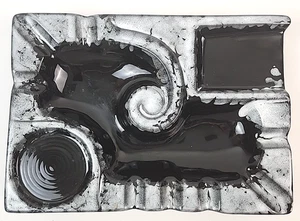 CENICERO PORTA BEBIDAS de cerámica MCM de colección blanco y negro - Imagen 1 de 13
