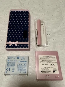 DoCoMo Fujitsu F-06D Happy Pink Flip Phone New/Unused Nicola Collaboration 2401M - Picture 1 of 9