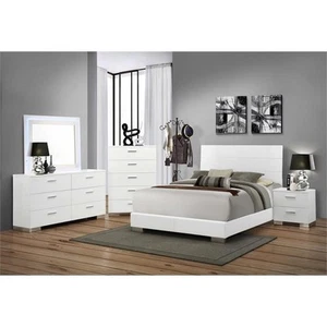 Pemberly Row 5-Piece Modern Wood Eastern King Bedroom Set in Glossy White - Picture 1 of 12