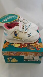 Disney Snow White and The Seven Dwarfs Toodler Shoes Size 5 Girl Shoes