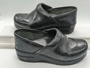 Dansko Professional Black Tooled Leather Clog 906020202 Women's Size 37 US 6.5-7 - Picture 1 of 7
