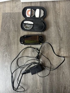 Sony PSP-1001 Playstation Portable Console Black W/ Movies, Memory Card, Charger - Picture 1 of 13