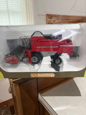 UNIVERSAL HOBBIES 1:32 SCALE MASSEY FERGUSON 7245 ACTIVA COMBINE HARVESTER - Image 1 of 4