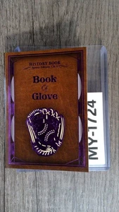 ANDRE DAWSON 2023 LEAF HISTORY BOOK #BGLAD1 BOOK OF GLOVE AUTO PURPLE 06/10 - Picture 1 of 3