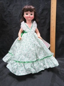 Muñeca Madame Alexander Scarlett Jubilee 11 13" de alto - Imagen 1 de 9