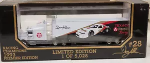 NASCAR - #28 Davey Allison - 1993 Texaco Racing - 1:64 Druckgusstransporter - Bild 1 von 9