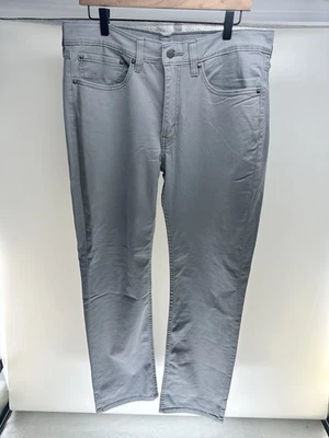 Pantalones de mezclilla para hombre Levi’s 514 calce recto gris W34 L32 – gris clásico Foto 1 de 4
