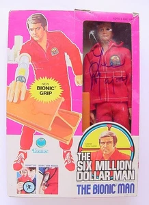 1977 KENNER SIGNED LEE MAJORS SIX MILLION DOLLAR MAN STEVE AUSTIN BOXED - Picture 1 of 7