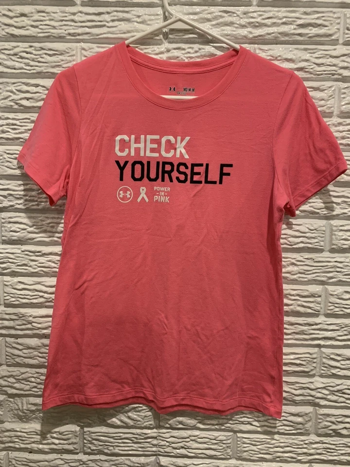 Camiseta Under Armour Rosa Cáncer de Mama “Compruebe Usted Mismo”, Power In Rosa Talla Med Foto 1 de 4