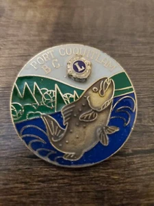 Pin Port Coquitlam Vintage Club de Leones Esmalte de pescado salmón natación - Imagen 1 de 2