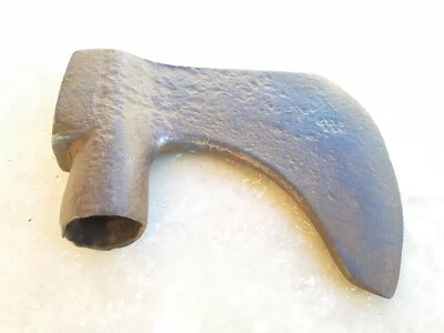 Ancien doloire hache tonnelier sabotier charpentier outil métier Art Populaire - Photo 1/4