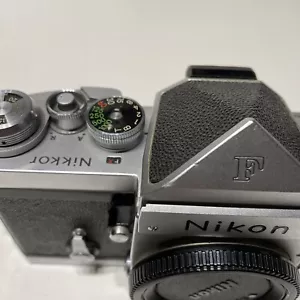 #S0354 - Nikon NIKKOR F , Eye-Level Finder , sn.: 7059427 - Bild 1 von 7