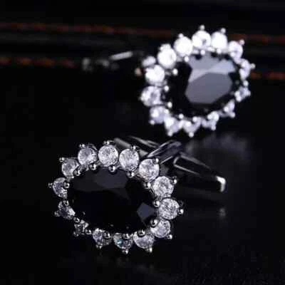 Gemelos de boda de diamantes negros creados en laboratorio de corte ovalado de 2,9 quilates chapados en oro blanco de 14 quilates Foto 1 de 4