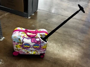 Full Hello Kitty Summertime Kids' Licensed Ride-On Luggage. - Picture 1 of 4