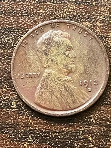 1913 S Wheat cent a very fine coin some bluing  plus a suprise - Picture 1 of 2