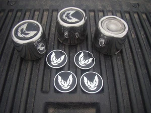 Vtg PONTIAC FIREBIRD 3 Center Hub Caps w/ Firebird Emblems - Picture 1 of 10