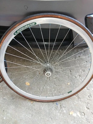 Zipp Carbon Fiber Hub W/Aluminum Deep V Wheelsmith Rim, Dura Ace Cassette includ - Image 1 of 4