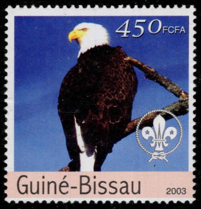 GUINEA BISSAU Mi 2347 - Bald Eagle "Haliaeetus leucocephalus" (pc33558) — 第 1/1 张图片
