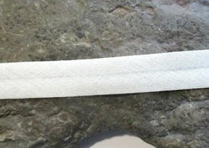 2 m Schrägband Baumwolle beige 20 mm Nähen Stricken Handarbeit - Bild 1 von 1