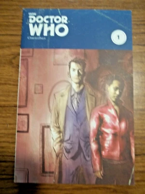 Novela gráfica 10th Dr Doctor Who Omnibus 1 IDW Foto 1 de 3