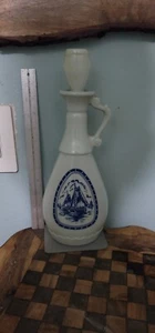 1963 DELFT BLUE JIM BEAM DECANTER BOTTLE D-334 VINTAGE WINDMILL SHIPS WHITE SAIL - Picture 1 of 10