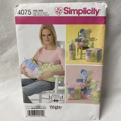 Simplicity Pattern 4075  Baby Accessories Carrier Bear Block Bag Bottle Warmer - Image 1 of 4