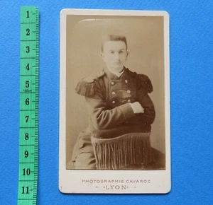 Altes CDV-Foto: Porträt eines Soldaten (19. Jh.) Cavaroc in Lyon - Bild 1 von 2