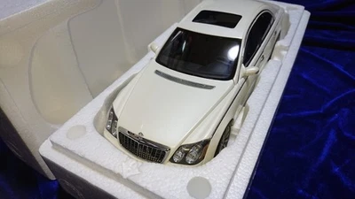 1/18 Daimler Chrysler Maybach 57S W240 V12 2005 Geneva Show Diecast F/S From Jap - Image 1 of 4