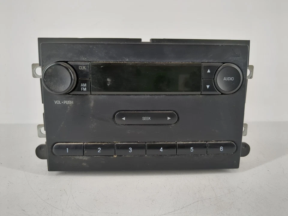 Ford E-250 2013-2014 Am Fm reproductor de CD receptor de radio NS2SV Foto 1 de 4