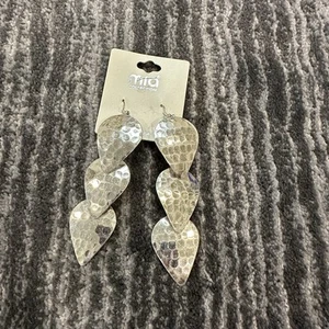MIA Collection Earrings Dangle Drop Earrings Silver Hammered 3 Tier Teardrop New - Picture 1 of 5