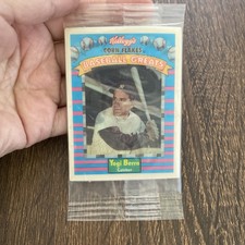 VTG 1991 Sportflics Kellogg's Baseball Greats Yogi Berra Yankees Hologram Card