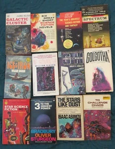 Science - Fiction Paperbacks - 24 Vintage (Various) - Picture 1 of 4