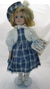 Early Blossom Collection Porzellan Puppe Anco Merchandise Co. mit Ständer - Bild 1 von 5