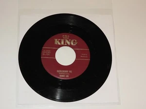 BONNIE LOU huckleberry pie / no one 7" RECORD 45 RPM 1954   - Picture 1 of 2