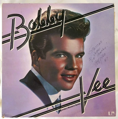 BOBBY VEE Legendary Masters Series **SIGNED** UK 2-LP UA UAD 60055 1974 NM/VG+ - Image 1 of 4