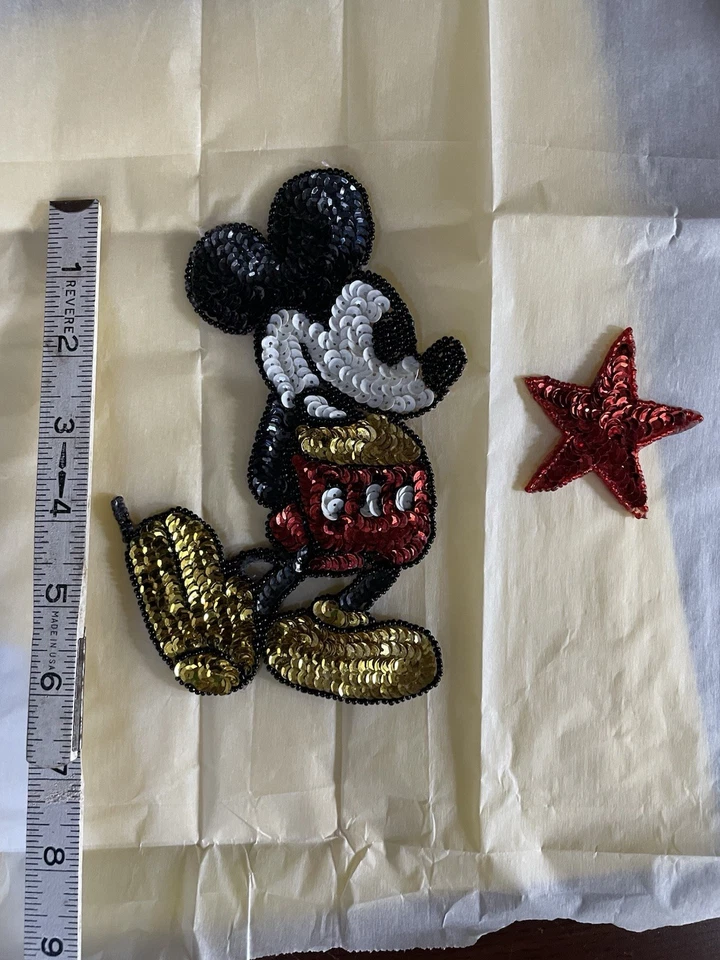 Aplique de lentejuelas vintage de Mickey Mouse y estrella de Disney hecho a mano Foto 1 de 4