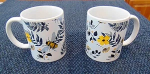 Royal Norfolk Bees & Flowers 4”H x 3 1/2”W Oversized Coffee Mug Set Of 2 NEW - Picture 1 of 6