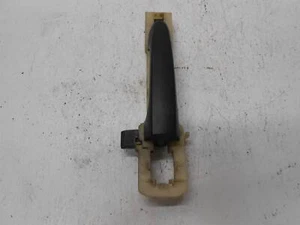 2005 KIA SPORTAGE EXTERIOR DOOR HANDLE FRONT RIGHT PASSENGER SIDE - Picture 1 of 5