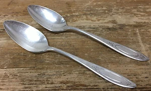 2 Teaspoons Tea Spoon Adam 1917 Community Oneida Plate Silverplate 72284 No Mono - Picture 1 of 2