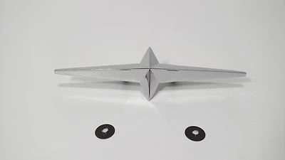 Falda guardabarros emblema moldeado estrella cromada única para Pontiac 1954-1958 Foto 1 de 4