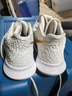 Nike Mens Kyrie 3  Ivory Gold Basketball Shoes Size 8.5 Pre-owned