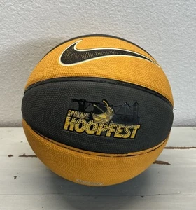 Nike SPOKANE HOOPFEST BASKETBALL MID GRÖSSE 28,5" gebraucht orange schwarz dominiert - Bild 1 von 5