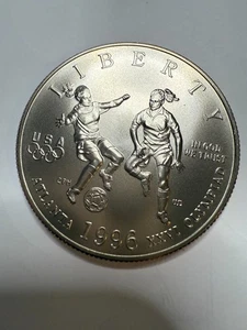 1996 S Olympic Soccer Clad BU Coin ONLY Half Dollar 50c US Commemorative UNC - Picture 1 of 3