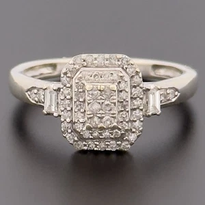 9ct White Gold 0.25ct Diamond Cluster Ring Size K Hallmarked - Picture 1 of 10