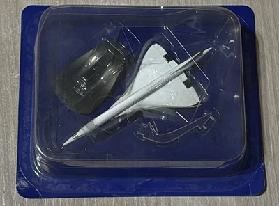 CONCORDE AEROSPATIALE  AEREO MODELLINO SCALA 1:500 NEW IN BOX CON STAND - Immagine 1 di 4