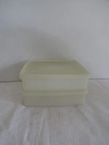 VTG TUPPERWARE SANDWICH CONTAINERS SET OF 2 SHEER - Picture 1 of 6