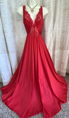 ¡EL Gran Barrido!  Camisón/vestido Olga Rich Rubí Rojo San Valentín Talla M. Usado en Excelente Condición Foto 1 de 4